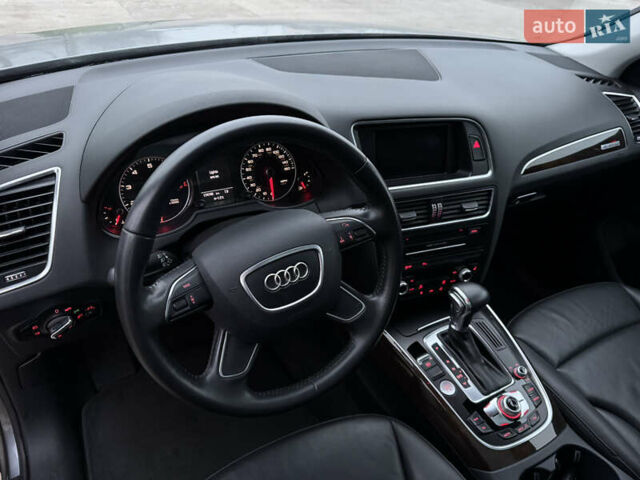 Сірий Ауді Ку 5, об'ємом двигуна 2 л та пробігом 175 тис. км за 15000 $, фото 37 на Automoto.ua