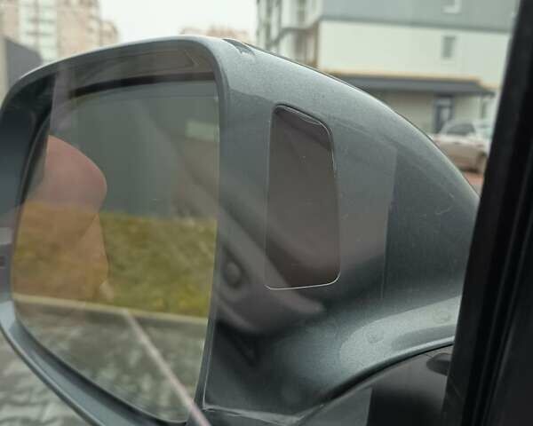 Сірий Ауді Ку 5, об'ємом двигуна 2 л та пробігом 260 тис. км за 13999 $, фото 35 на Automoto.ua