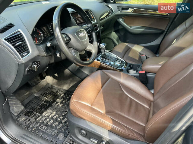 Серый Ауди Ку 5, объемом двигателя 3 л и пробегом 190 тыс. км за 17000 $, фото 22 на Automoto.ua