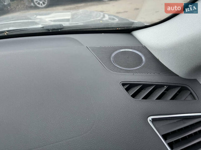 Сірий Ауді Ку 5, об'ємом двигуна 3 л та пробігом 223 тис. км за 10500 $, фото 12 на Automoto.ua