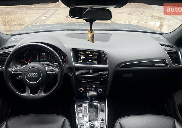 Серый Ауди Ку 5, объемом двигателя 2.97 л и пробегом 312 тыс. км за 19500 $, фото 40 на Automoto.ua