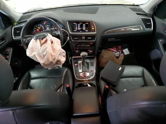 Серый Ауди Ку 5, объемом двигателя 2 л и пробегом 290 тыс. км за 9200 $, фото 2 на Automoto.ua