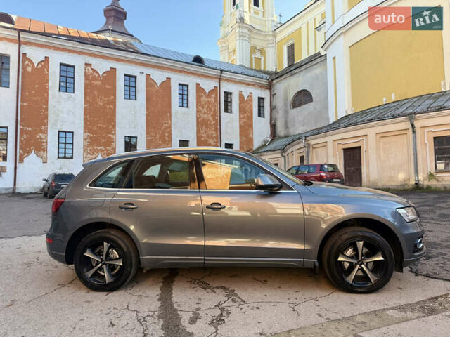 Серый Ауди Ку 5, объемом двигателя 2 л и пробегом 239 тыс. км за 17799 $, фото 30 на Automoto.ua