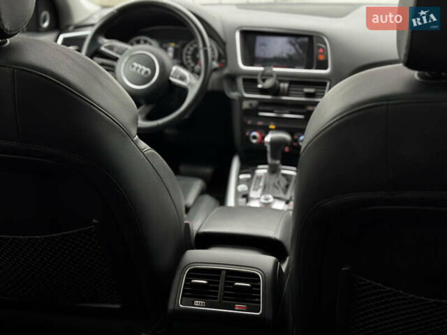 Серый Ауди Ку 5, объемом двигателя 1.98 л и пробегом 144 тыс. км за 16900 $, фото 55 на Automoto.ua