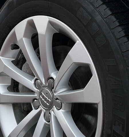 Серый Ауди Ку 5, объемом двигателя 1.98 л и пробегом 223 тыс. км за 12700 $, фото 6 на Automoto.ua