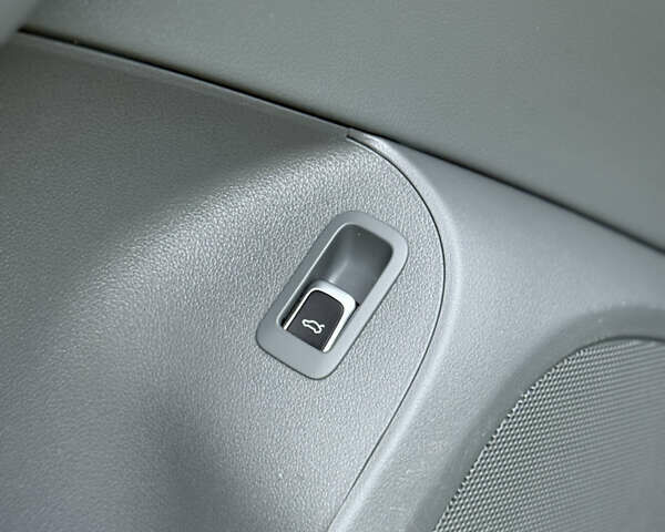 Ауді Ку 5 2013 у Дубно на Automoto.ua Сірий Ауді Ку 5, об'ємом двигуна 2 л та пробігом 246 тис. км за 11999 $, фото 21 на Automoto.ua