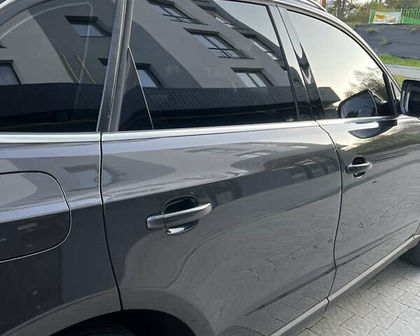 Сірий Ауді Ку 5, об'ємом двигуна 1.97 л та пробігом 280 тис. км за 18800 $, фото 4 на Automoto.ua