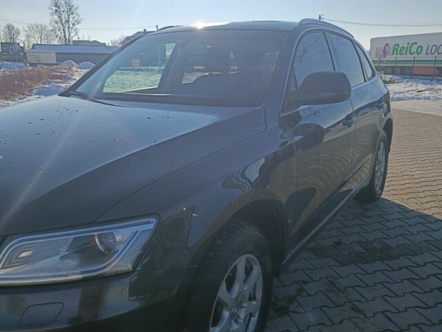 Серый Ауди Ку 5, объемом двигателя 2 л и пробегом 200 тыс. км за 15900 $, фото 2 на Automoto.ua