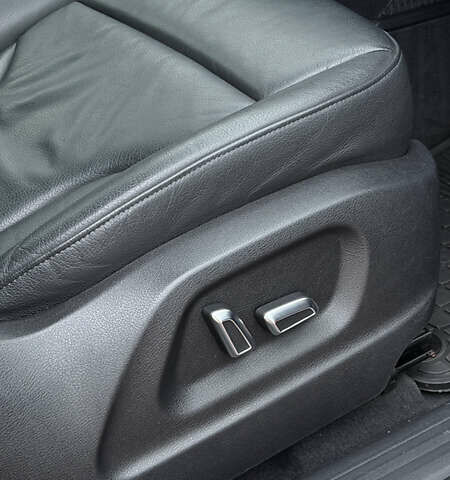 Серый Ауди Ку 5, объемом двигателя 1.98 л и пробегом 223 тыс. км за 12700 $, фото 26 на Automoto.ua