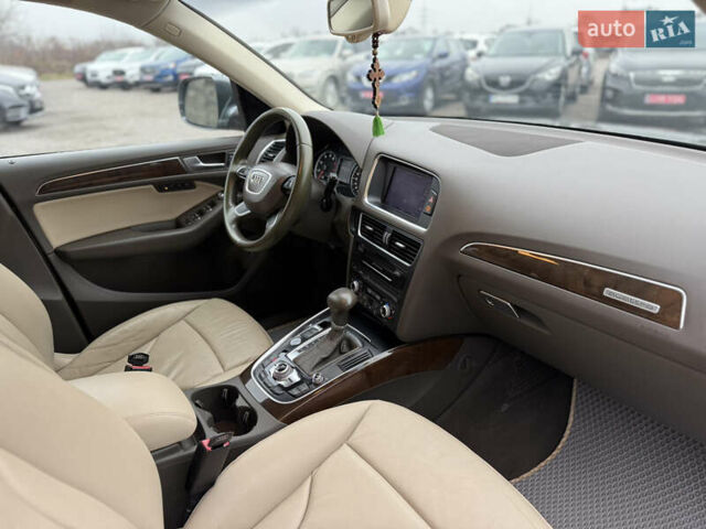 Сірий Ауді Ку 5, об'ємом двигуна 2 л та пробігом 240 тис. км за 12999 $, фото 10 на Automoto.ua