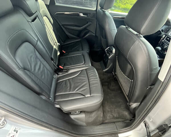 Серый Ауди Ку 5, объемом двигателя 2 л и пробегом 278 тыс. км за 13500 $, фото 12 на Automoto.ua