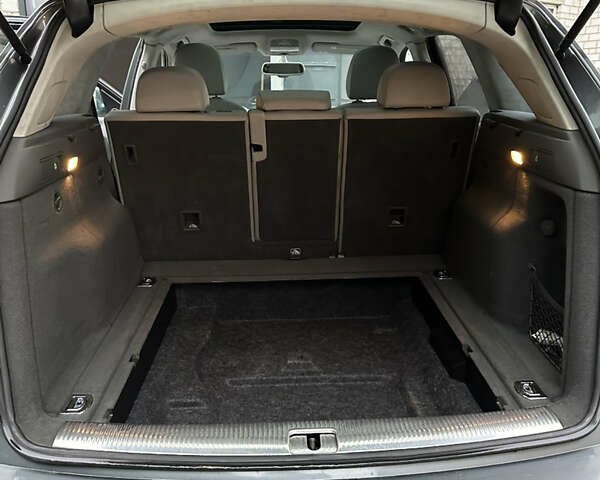 Серый Ауди Ку 5, объемом двигателя 2 л и пробегом 180 тыс. км за 14500 $, фото 11 на Automoto.ua