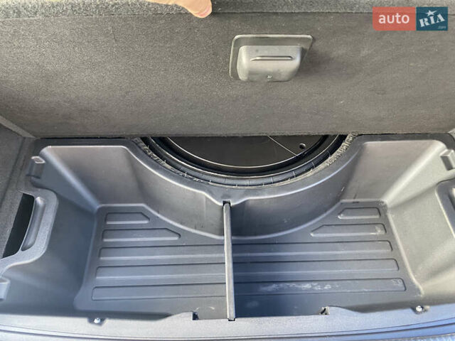 Серый Ауди Ку 5, объемом двигателя 2 л и пробегом 140 тыс. км за 12500 $, фото 17 на Automoto.ua