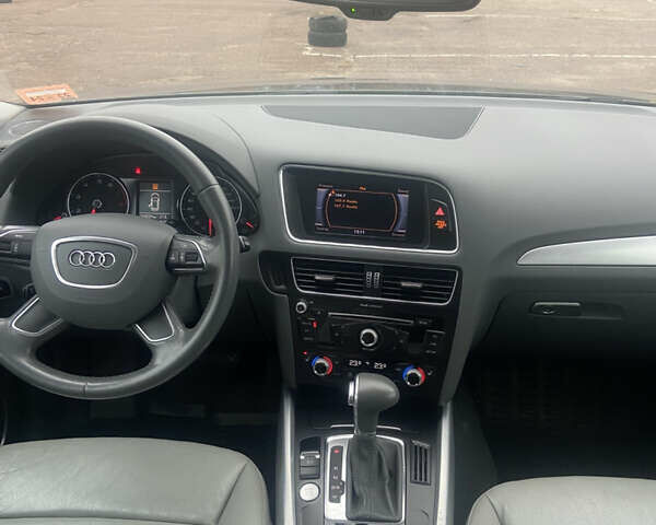 Серый Ауди Ку 5, объемом двигателя 1.98 л и пробегом 154 тыс. км за 15499 $, фото 6 на Automoto.ua