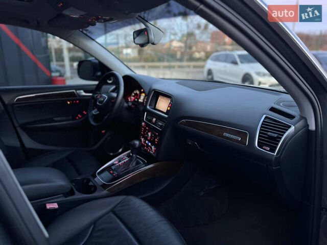 Серый Ауди Ку 5, объемом двигателя 2 л и пробегом 187 тыс. км за 12900 $, фото 35 на Automoto.ua