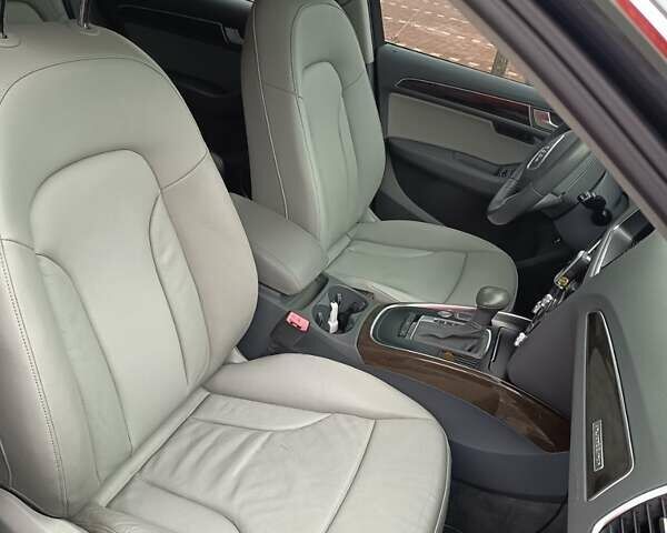 Сірий Ауді Ку 5, об'ємом двигуна 2 л та пробігом 260 тис. км за 13999 $, фото 20 на Automoto.ua