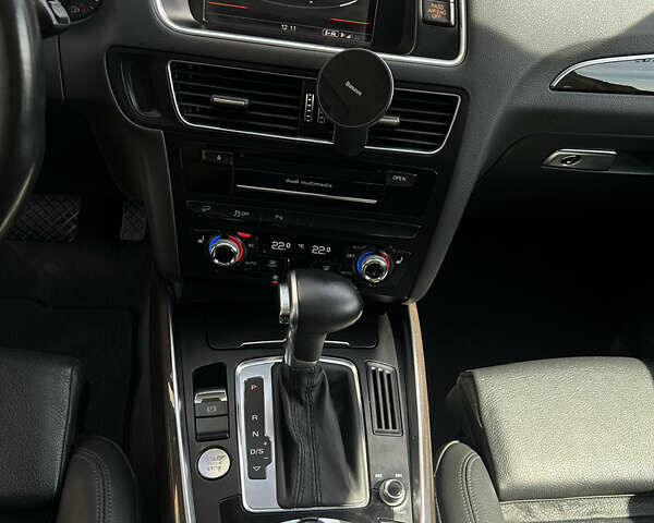 Сірий Ауді Ку 5, об'ємом двигуна 1.98 л та пробігом 202 тис. км за 16799 $, фото 15 на Automoto.ua