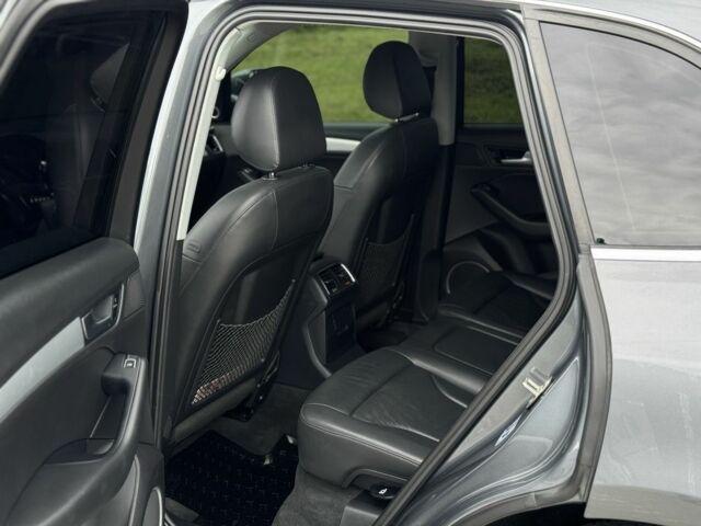 Сірий Ауді Ку 5, об'ємом двигуна 2 л та пробігом 190 тис. км за 14800 $, фото 9 на Automoto.ua