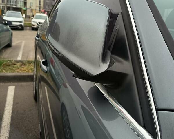 Сірий Ауді Ку 5, об'ємом двигуна 2 л та пробігом 260 тис. км за 13999 $, фото 42 на Automoto.ua