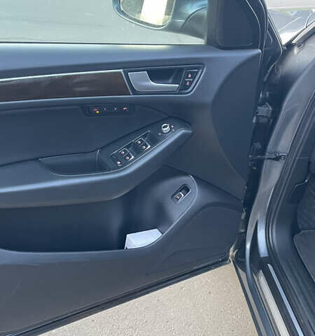 Сірий Ауді Ку 5, об'ємом двигуна 2 л та пробігом 213 тис. км за 13100 $, фото 7 на Automoto.ua