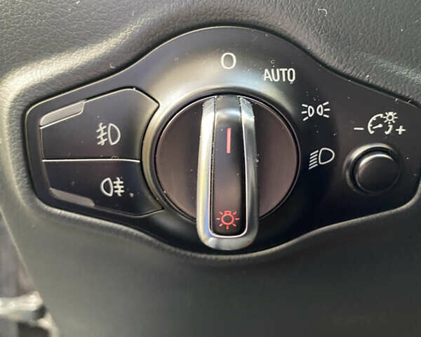 Серый Ауди Ку 5, объемом двигателя 3 л и пробегом 298 тыс. км за 16900 $, фото 30 на Automoto.ua