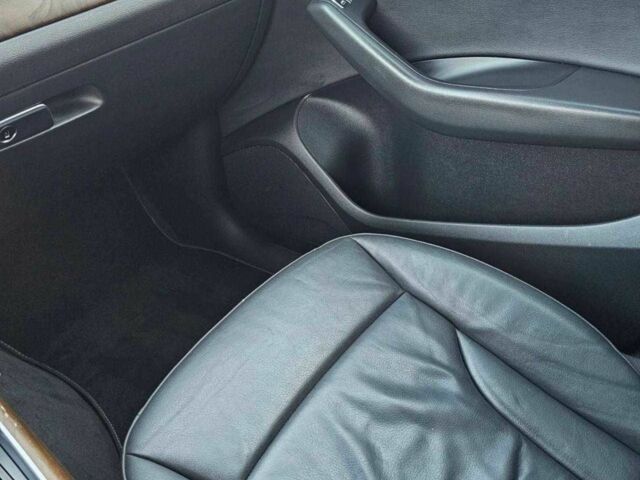 Серый Ауди Ку 5, объемом двигателя 2 л и пробегом 120 тыс. км за 9300 $, фото 8 на Automoto.ua
