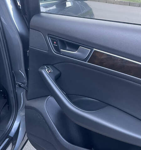 Сірий Ауді Ку 5, об'ємом двигуна 2 л та пробігом 213 тис. км за 13100 $, фото 14 на Automoto.ua