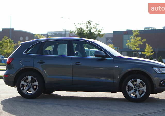 Ауди Ку 5 2013 в Киеве на Automoto.ua Серый Ауди Ку 5, объемом двигателя 2.97 л и пробегом 173 тыс. км за 21500 $, фото 6 на Automoto.ua