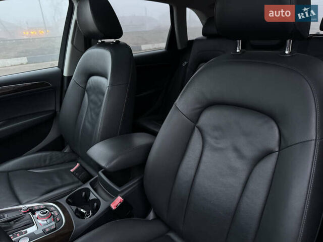 Сірий Ауді Ку 5, об'ємом двигуна 2 л та пробігом 175 тис. км за 15000 $, фото 34 на Automoto.ua