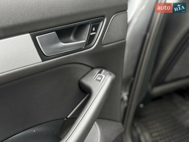 Серый Ауди Ку 5, объемом двигателя 1.98 л и пробегом 144 тыс. км за 16900 $, фото 57 на Automoto.ua