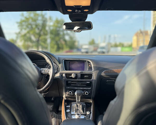 Ауди Ку 5 2013 в Киеве на Automoto.ua Серый Ауди Ку 5, объемом двигателя 2.97 л и пробегом 173 тыс. км за 21500 $, фото 31 на Automoto.ua