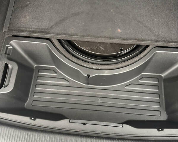 Серый Ауди Ку 5, объемом двигателя 2 л и пробегом 156 тыс. км за 13650 $, фото 21 на Automoto.ua