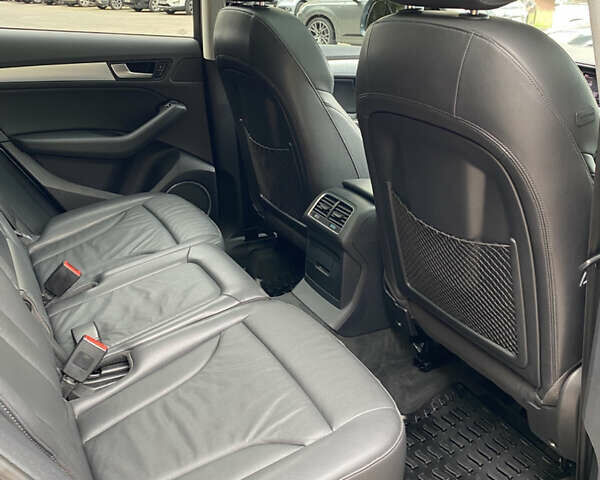 Сірий Ауді Ку 5, об'ємом двигуна 1.98 л та пробігом 168 тис. км за 16950 $, фото 49 на Automoto.ua