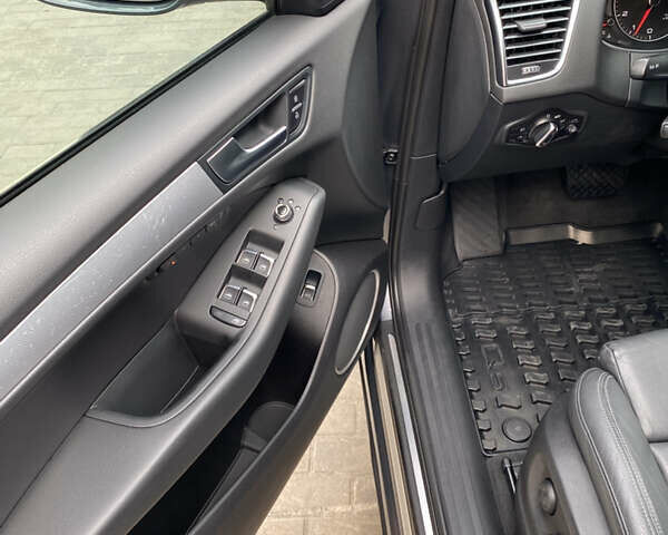 Сірий Ауді Ку 5, об'ємом двигуна 1.98 л та пробігом 168 тис. км за 16950 $, фото 32 на Automoto.ua