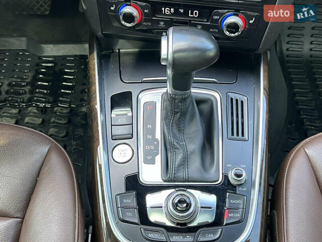 Серый Ауди Ку 5, объемом двигателя 3 л и пробегом 190 тыс. км за 17000 $, фото 38 на Automoto.ua