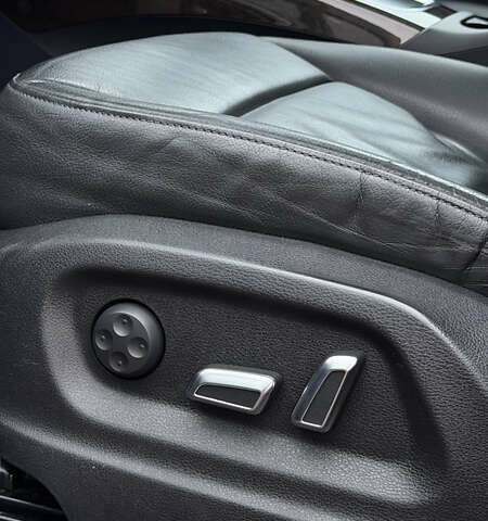 Серый Ауди Ку 5, объемом двигателя 1.98 л и пробегом 223 тыс. км за 12700 $, фото 36 на Automoto.ua