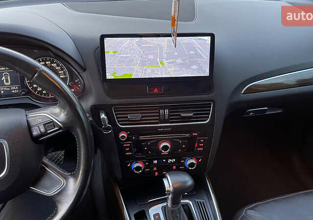 Сірий Ауді Ку 5, об'ємом двигуна 2 л та пробігом 213 тис. км за 13100 $, фото 8 на Automoto.ua