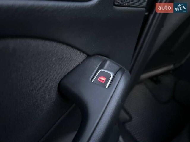 Ауди Ку 5 2013 в Львове на Automoto.ua Серый Ауди Ку 5, объемом двигателя 2 л и пробегом 283 тыс. км за 17690 $, фото 31 на Automoto.ua