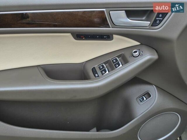 Сірий Ауді Ку 5, об'ємом двигуна 2 л та пробігом 190 тис. км за 14999 $, фото 6 на Automoto.ua