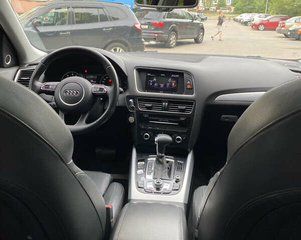 Сірий Ауді Ку 5, об'ємом двигуна 1.98 л та пробігом 168 тис. км за 16950 $, фото 37 на Automoto.ua