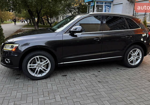 Серый Ауди Ку 5, объемом двигателя 1.98 л и пробегом 203 тыс. км за 13250 $, фото 1 на Automoto.ua