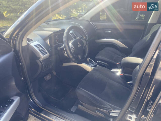 Серый Ауди Ку 5, объемом двигателя 1.98 л и пробегом 225 тыс. км за 15000 $, фото 17 на Automoto.ua