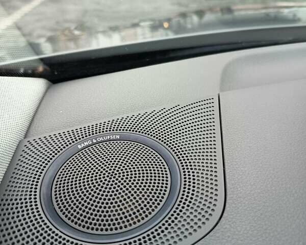 Сірий Ауді Ку 5, об'ємом двигуна 2 л та пробігом 260 тис. км за 13999 $, фото 33 на Automoto.ua