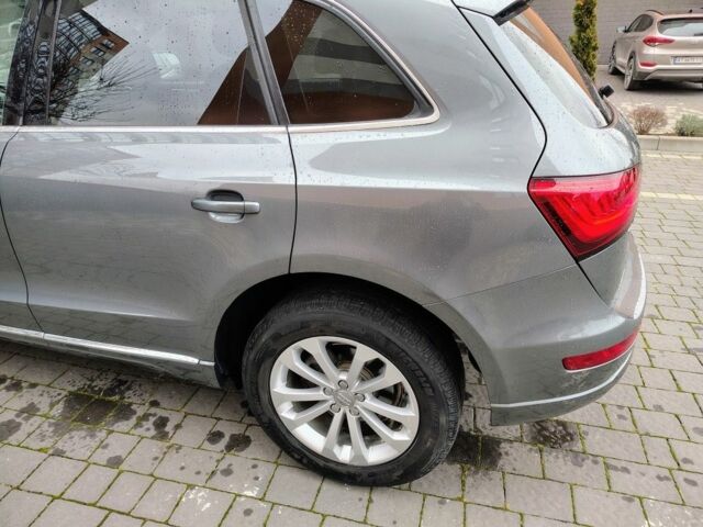 Серый Ауди Ку 5, объемом двигателя 2 л и пробегом 112 тыс. км за 16000 $, фото 7 на Automoto.ua