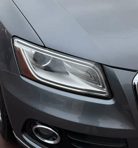 Серый Ауди Ку 5, объемом двигателя 1.98 л и пробегом 223 тыс. км за 12700 $, фото 3 на Automoto.ua