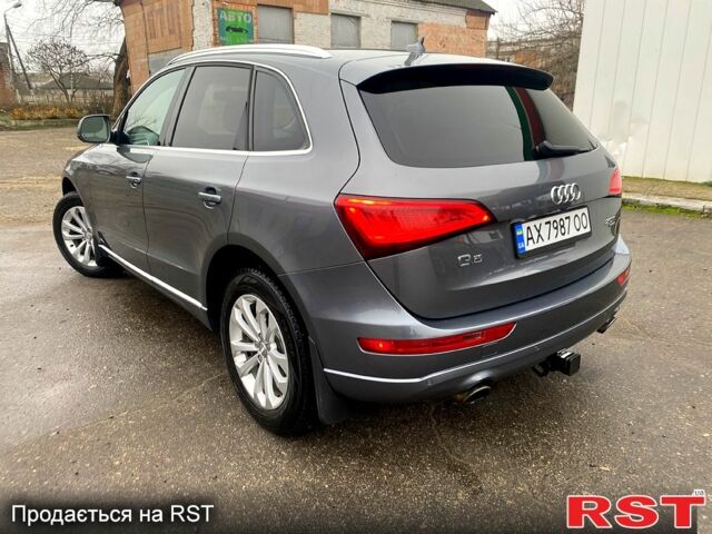 Сірий Ауді Ку 5, об'ємом двигуна 2 л та пробігом 225 тис. км за 14900 $, фото 3 на Automoto.ua