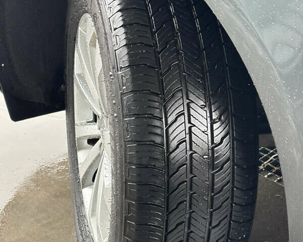 Серый Ауди Ку 5, объемом двигателя 2 л и пробегом 227 тыс. км за 12900 $, фото 34 на Automoto.ua