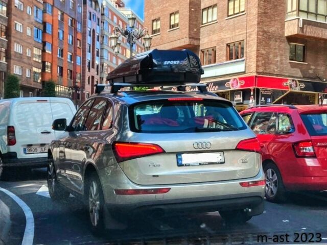 Сірий Ауді Ку 5, об'ємом двигуна 2 л та пробігом 219 тис. км за 22600 $, фото 1 на Automoto.ua