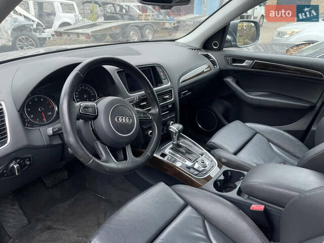 Сірий Ауді Ку 5, об'ємом двигуна 3 л та пробігом 223 тис. км за 10500 $, фото 7 на Automoto.ua