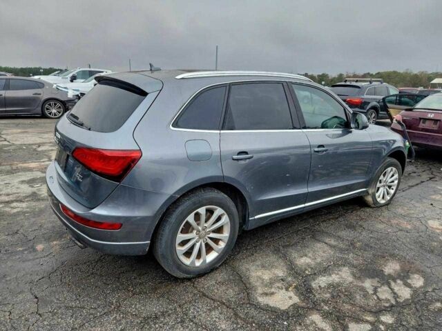 Серый Ауди Ку 5, объемом двигателя 2 л и пробегом 109 тыс. км за 3100 $, фото 2 на Automoto.ua